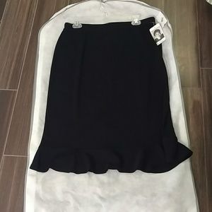 Misook ruffled hem skirt